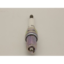 101 905 611 G Spark plug for automotive engine parts/101905611G