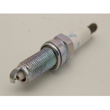 NGK SILZKR6B 10E Spark plug for automotive engine parts/SILZKR6B10E