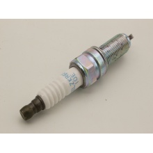 NGK SILZKR6B 10E Spark plug for automotive engine parts/SILZKR6B10E